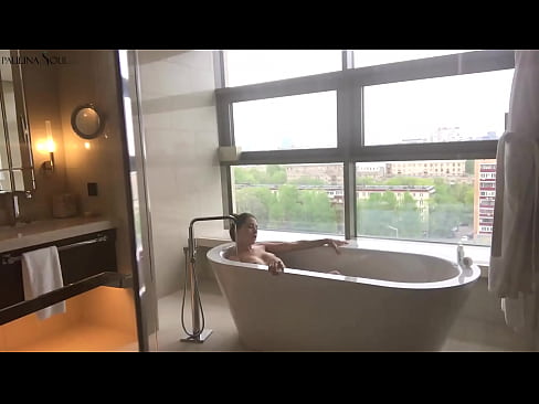 ❤️ Gagică imensă care își masturbează cu pasiune păsărica în baie ❤️   at ro.basseyn-vsem.ru ☑