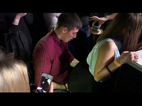 ❤️ Sex real într-un club de noapte rusesc. O rusoaică de 18 ani în anus și vagin futută într-un club de noapte ❤️ at ro.basseyn-vsem.ru ☑